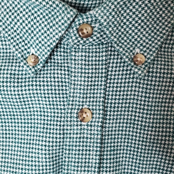 Men's Houndstooth buttonup - Picture 2 of 4
